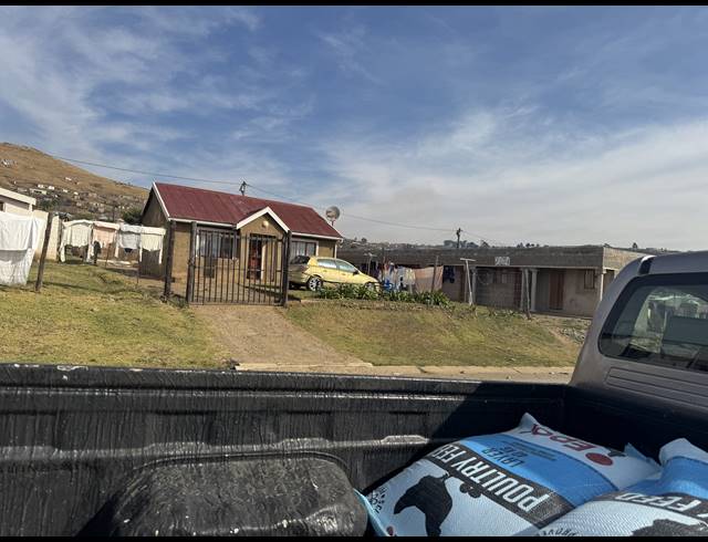 2 BEDROOM FREEHOLD FOR SALE IN MPOPHOMENI